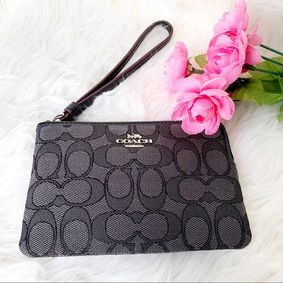 Coach Handbags - NEW Coach Signature Canvas Wristlet